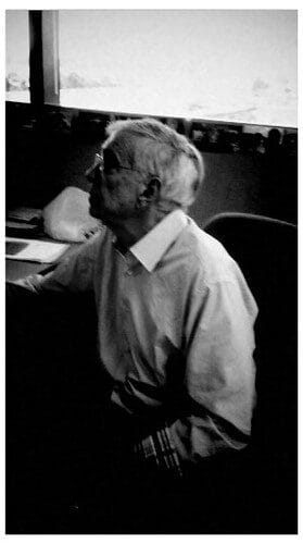 The Dave Newhouse Sports Columnist Legacy: A tribute to the legendary Oakland Tribune reporter and author.